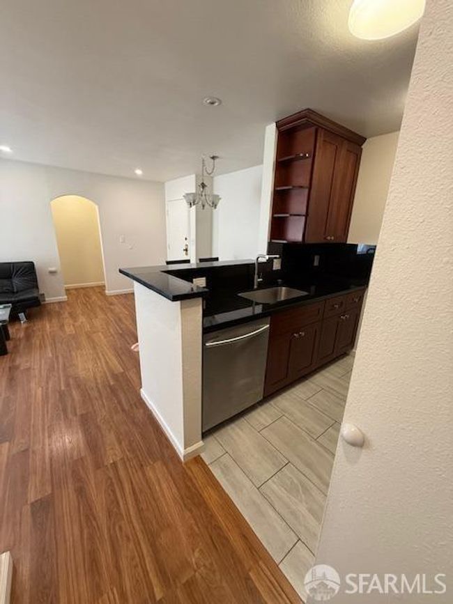 APT-306 - 397 Imperial Way, Condo with 2 bedrooms, 2 bathrooms and 1 parking in Daly City CA | Image 10