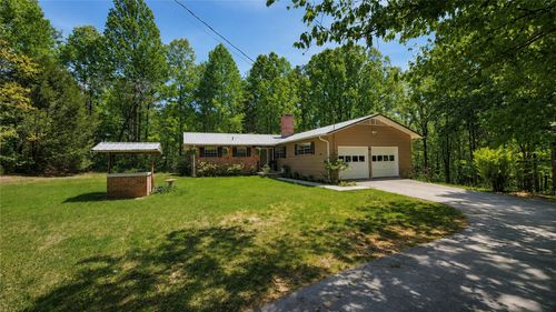 380 Honeysuckle Dr, Mountain Rest, SC, 29664-9480 | Card Image