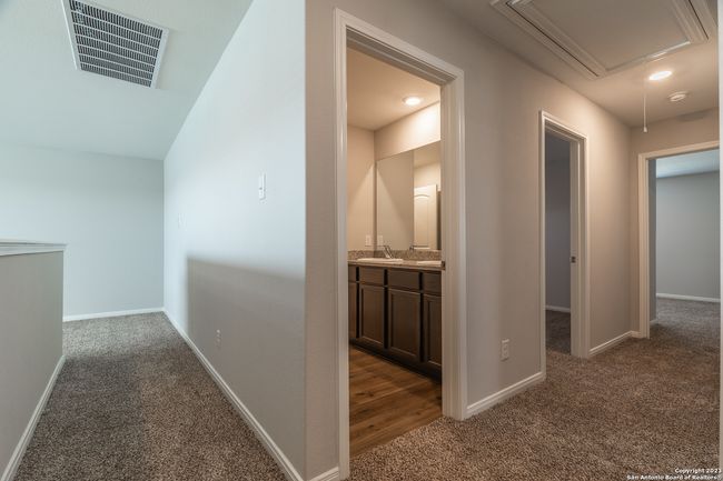 9106 Canvas Run, House other with 5 bedrooms, 3 bathrooms and null parking in Converse TX | Image 29