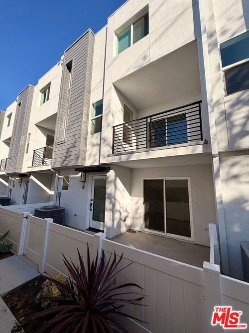 4-121 E 223rd St, Carson, CA, 90745-3801 | Card Image