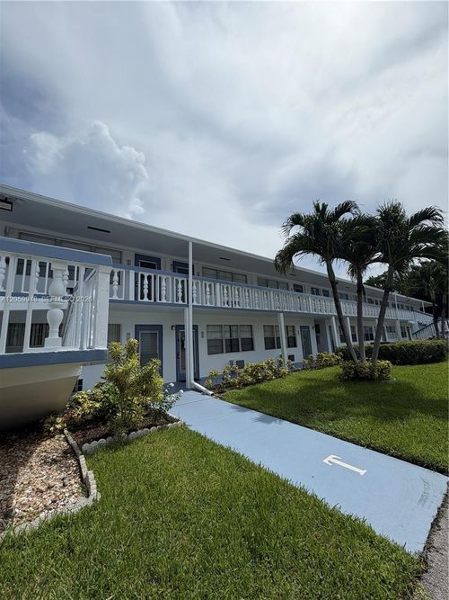 421-421 Tilford T, Deerfield Beach, FL, 33442-2082 | Card Image