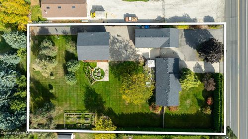 7671 N 4th St, Dalton Gardens, ID, 83815-7752 | Card Image