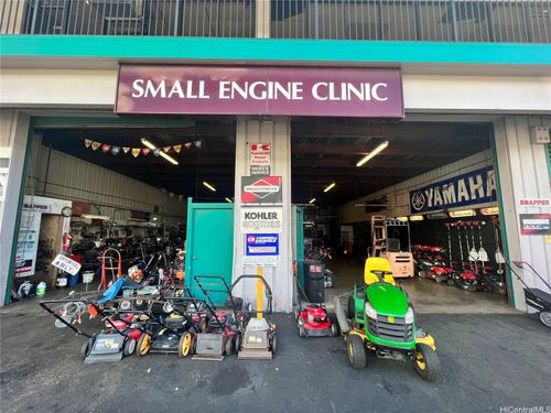 3and4-98-019 Kamehameha Hwy, Aiea, HI, 96701-4909 | Card Image