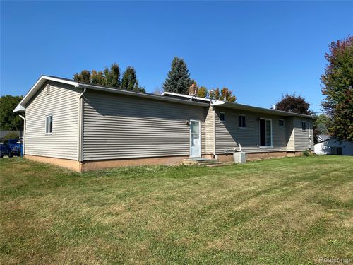 6317 2nd St, Mayville, MI, 48744-5141 | Card Image