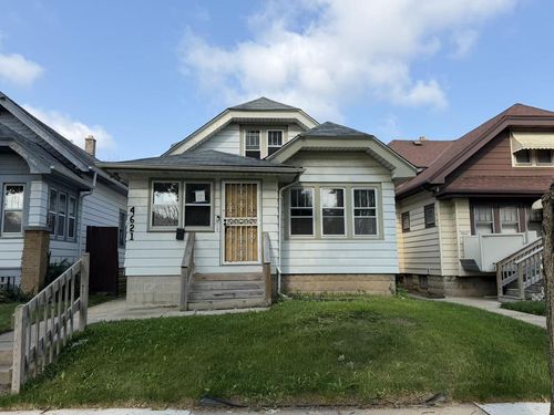 4621 N 30th Street, Milwaukee, WI, 53209 | Card Image