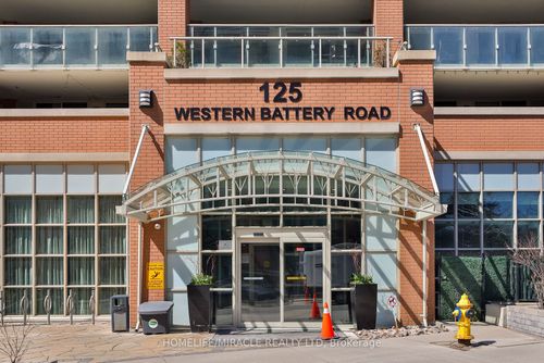 2815-125 Western Battery Rd, Toronto, ON, M6K3R8 | Card Image