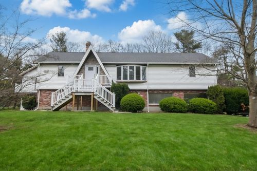 5 Flintlocke Rd, Franklin, MA, 02038-3609 | Card Image