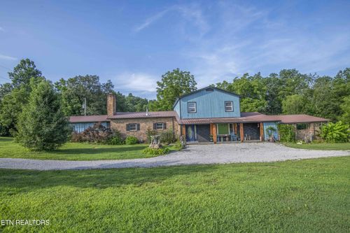 614 Nydeck Rd, Robbins, TN, 37852-3837 | Card Image