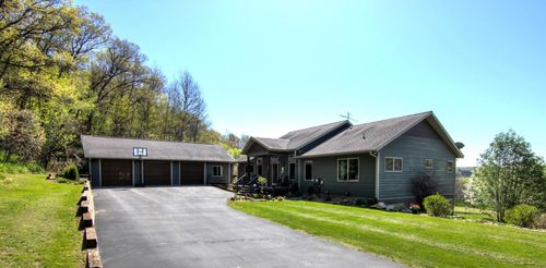 8965 810th Ave, Colfax, WI, 54730-5028 | Card Image