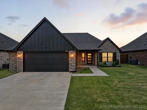10106 S 228th East Ave, Broken Arrow, OK, 74014-6811 | Card Image