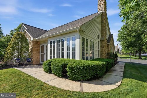 185 Lions Gate Cir, SOUDERTON, PA, 18964-1784 | Card Image