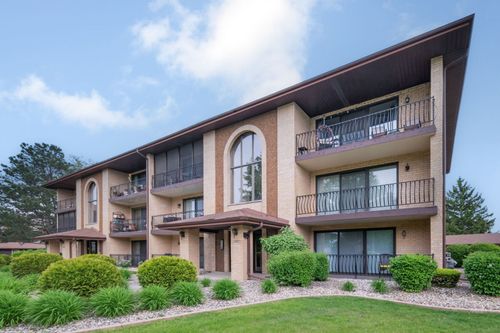 1d-15651 Garden View Ct, Orland Park, IL, 60462-3082 | Card Image