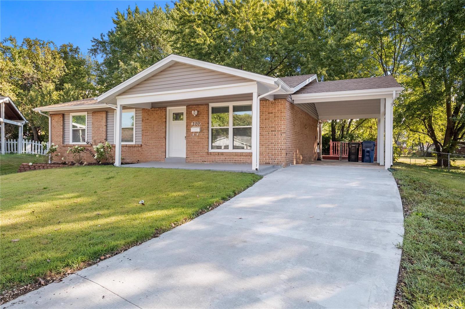 Coldbrook Ct, Florissant, MO 63031