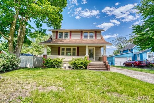 215 Maine Ave, Lorain, OH, 44052-2341 | Card Image