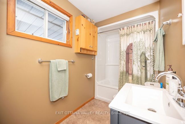 51 Myrlin Way, House other with 2 bedrooms, 1 bathrooms and 8 parking in Deep River ON | Image 6