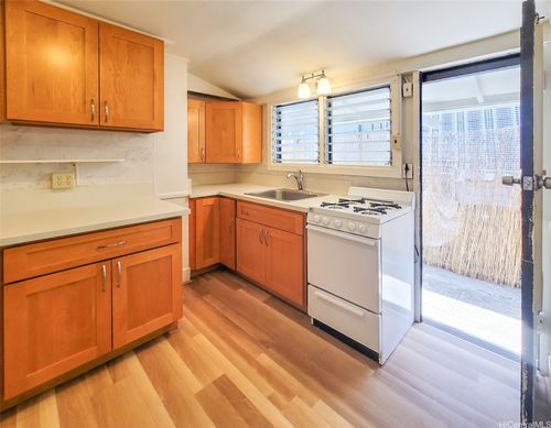 771A Punahou St, Honolulu, HI, 96826-3686 | Card Image