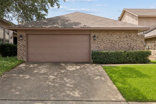 2412 Scorpius Dr, Garland, TX, 75044-6648 | Card Image