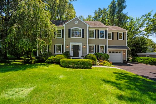 347 West Ave, Darien, CT, 06820-4008 | Card Image