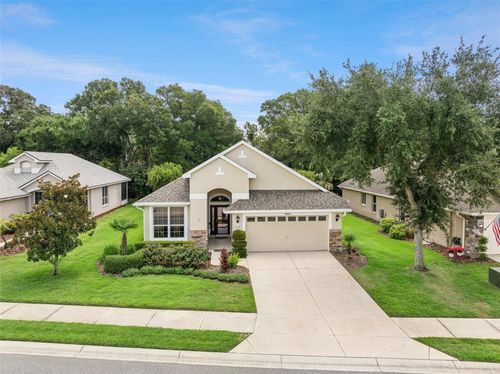 8270 Bridgeport Bay Circle, MOUNT DORA, FL, 32757 | Card Image