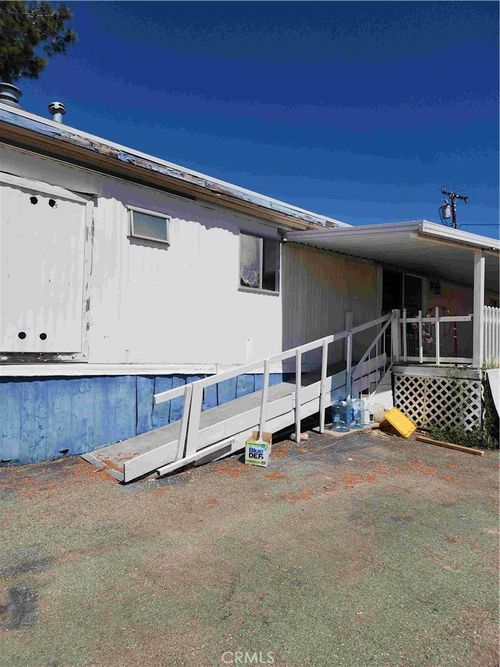 32906 Wildomar Rd, Lake Elsinore, CA, 92530-4669 | Card Image