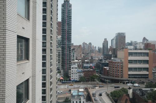 15k-303 E 57th St, New York, NY, 10022-2693 | Card Image
