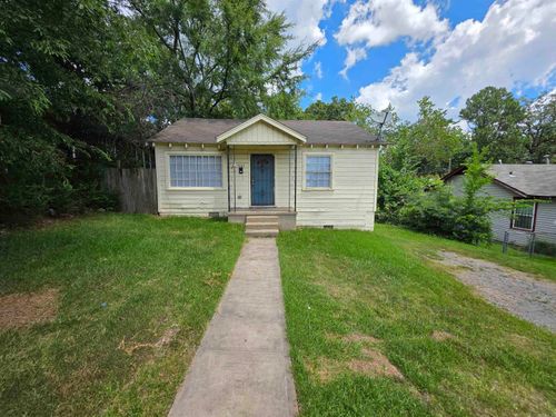 5102 W 11th St, Little Rock, AR, 72204-1815 | Card Image