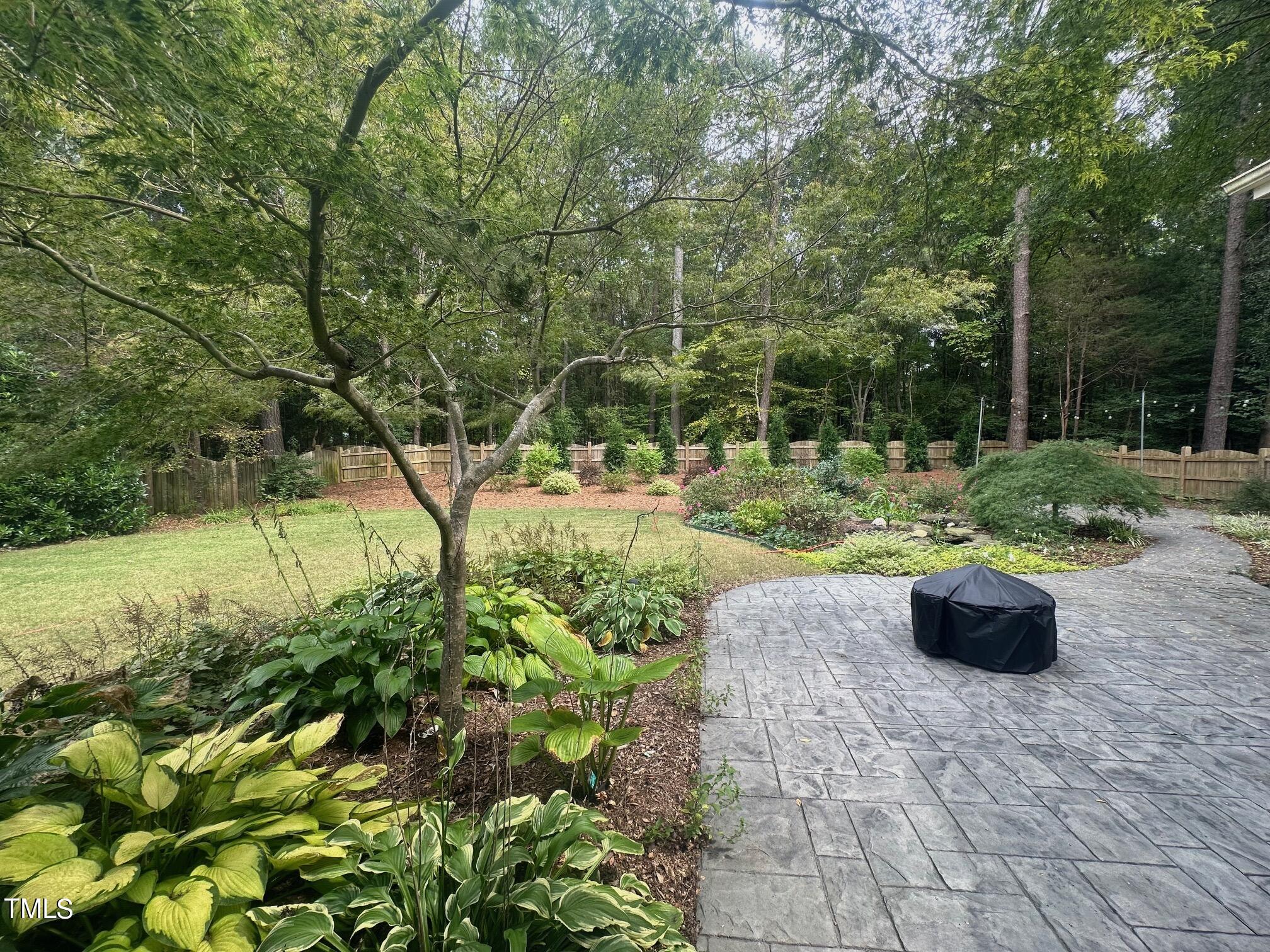 Grantwood Dr, Holly Springs, NC 27540