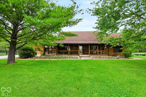 9745 Cumberland Rd, Fishers, IN, 46037-9660 | Card Image