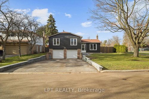 26 Wright Crescent S, Caledon, ON, L7E3X9 | Card Image