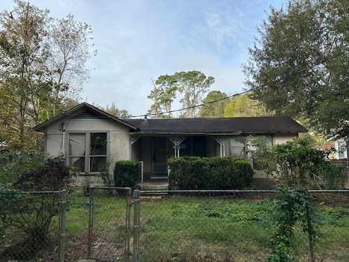 2515 Carroll Ln, Silsbee, TX, 77656-8570 | Card Image