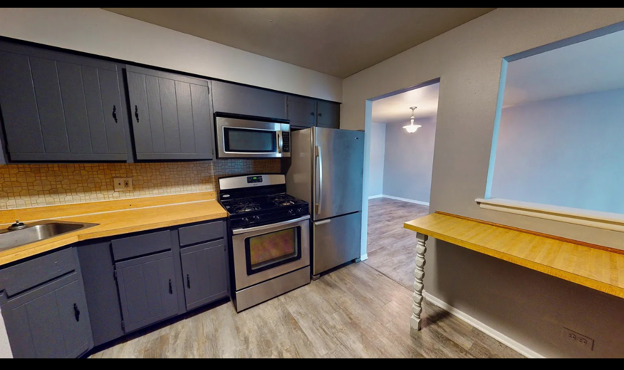 Residential Lease in Aurora 4
