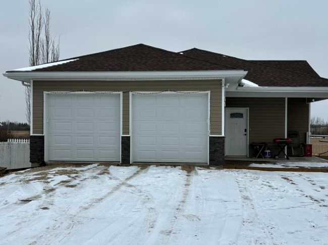 4708 42 Street, Home with 4 bedrooms, 3 bathrooms and 4 parking in Mayerthorpe AB | Image 32