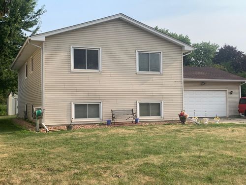 2359 17th Ave E, North Saint Paul, MN, 55109-1804 | Card Image