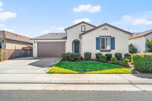 9264 Odyssey Cir, Elk Grove, CA, 95624-4726 | Card Image