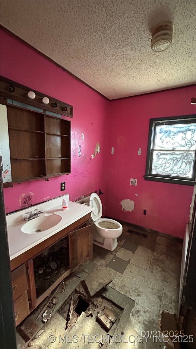 4 N Jerome St, House other with 3 bedrooms, 2 bathrooms and null parking in Coalgate OK | Image 9