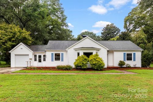 803 Townsend Ave, Gastonia, NC, 28052-6156 | Card Image