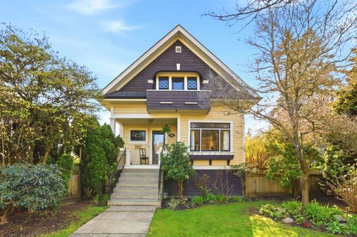 416 Second St, New Westminster, BC, V3L2L4 | Card Image