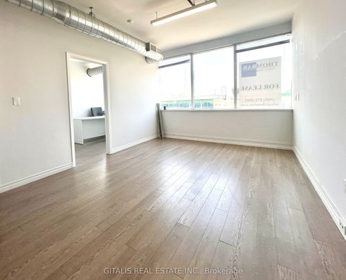 200-105 Brockhouse Rd, Etobicoke, ON, M8W2W8 | Card Image