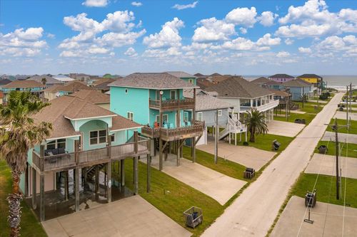 972 S Redfish, Crystal Beach, TX, 77650 | Card Image