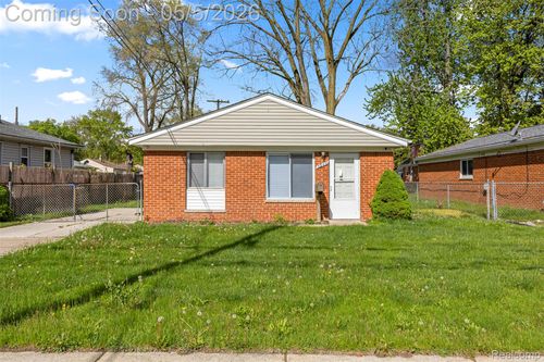 3944 S Gulley Rd, Dearborn Heights, MI, 48125-1551 | Card Image