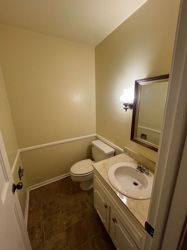 2006 Stoney Brook Ct, House other with 3 bedrooms, 3 bathrooms and null parking in Flint MI | Image 5