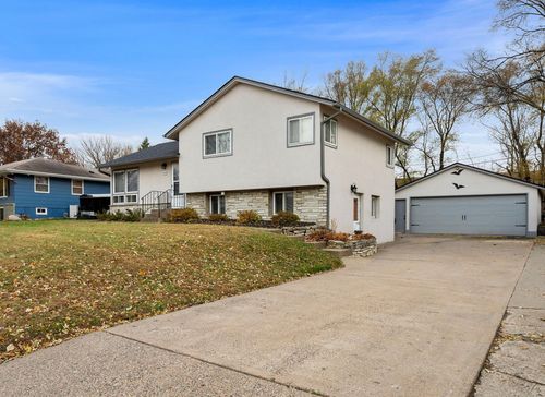 1319 7th Ln, Anoka, MN, 55303-5214 | Card Image