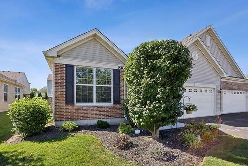 8104 Arlington Ln, Joliet, IL, 60431-7575 | Card Image