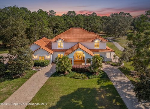 5198 Legend Hills Ln, BROOKSVILLE, FL, 34609-0367 | Card Image