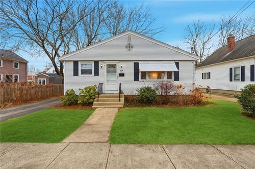 21 Webb St, Providence, RI, 02908-4060 | Card Image