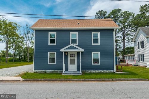 215 N 1st St, CRISFIELD, MD, 21817-1410 | Card Image