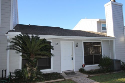 13 Hideaway Dr, Friendswood, TX, 77546-4868 | Card Image