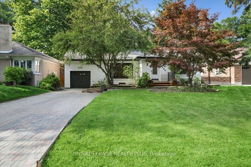 409 River Side Dr, Oakville, ON, L6K3N6 | Card Image