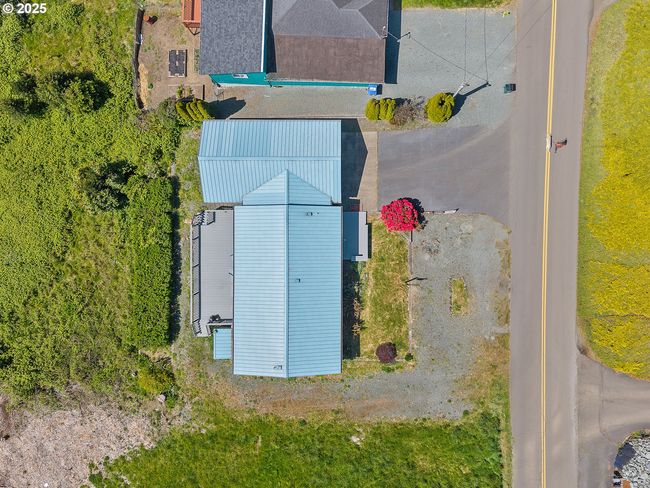 6775 Baseline Rd, House other with 3 bedrooms, 2 bathrooms and 4 parking in Bay City OR | Image 17