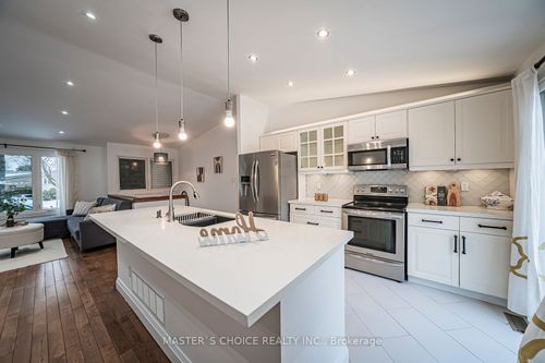 3294 Rhonda Valley Drive, Mississauga, ON, L5A3E9 | Card Image